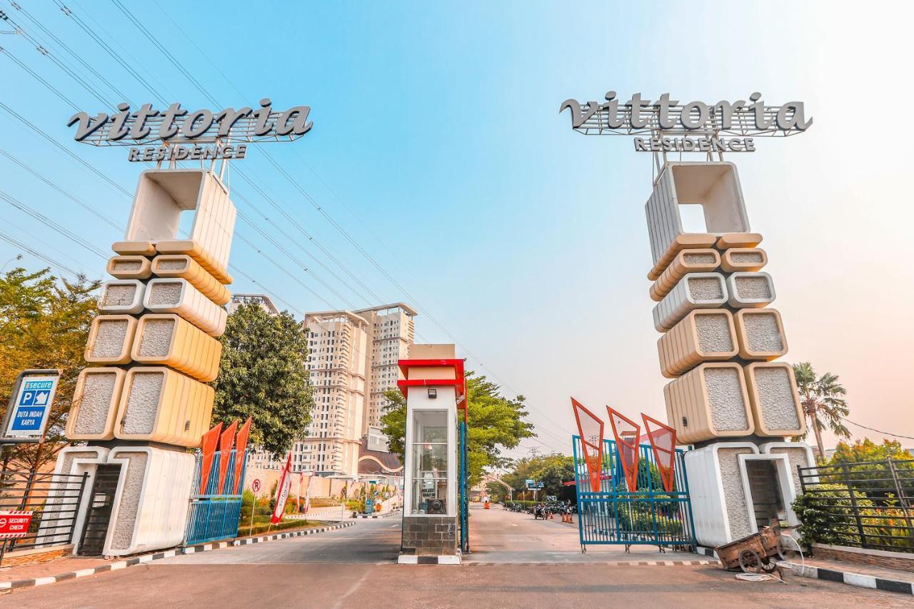 Super Oyo Collection O 16 Vittoria Residence Jakarta Luaran gambar