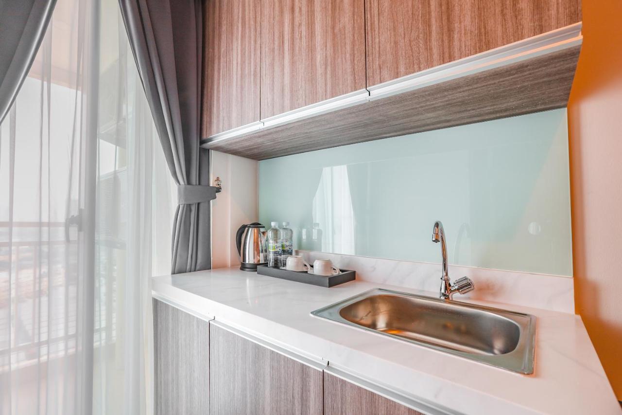 Super Oyo Collection O 16 Vittoria Residence Jakarta Luaran gambar
