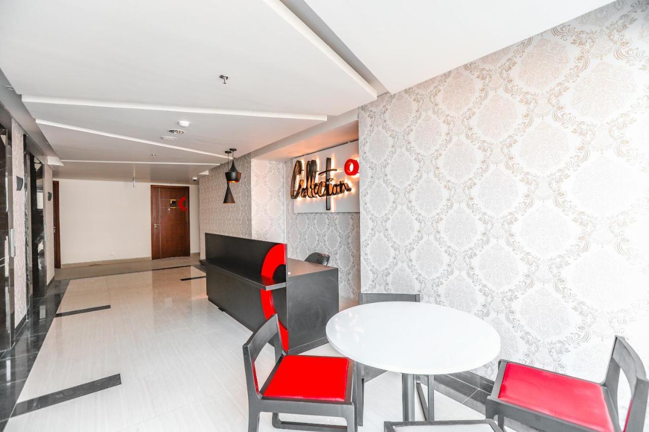 Super Oyo Collection O 16 Vittoria Residence Jakarta Luaran gambar